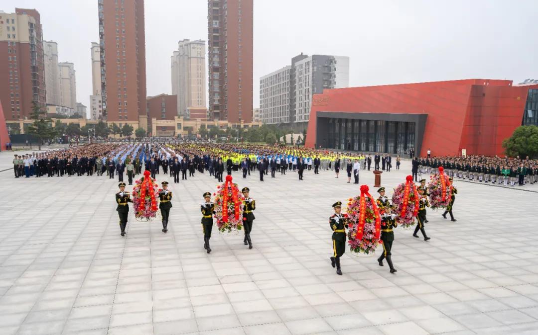 正在上传...