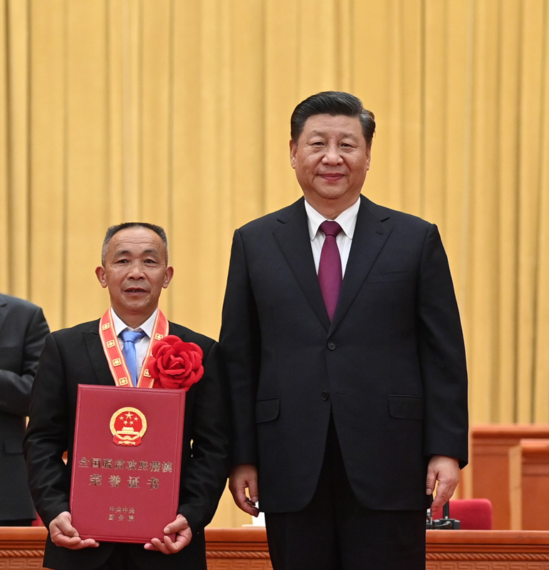 正在上传...