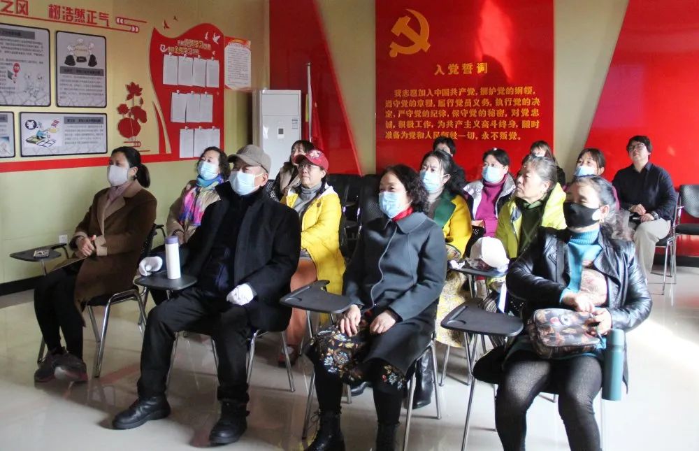 正在上传...