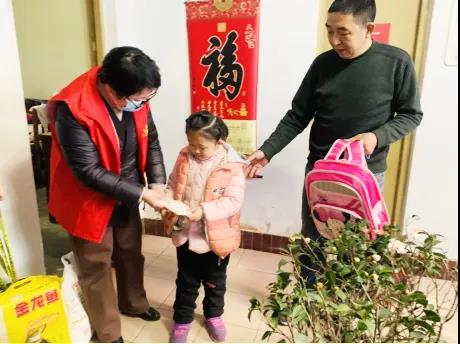 正在上传...
