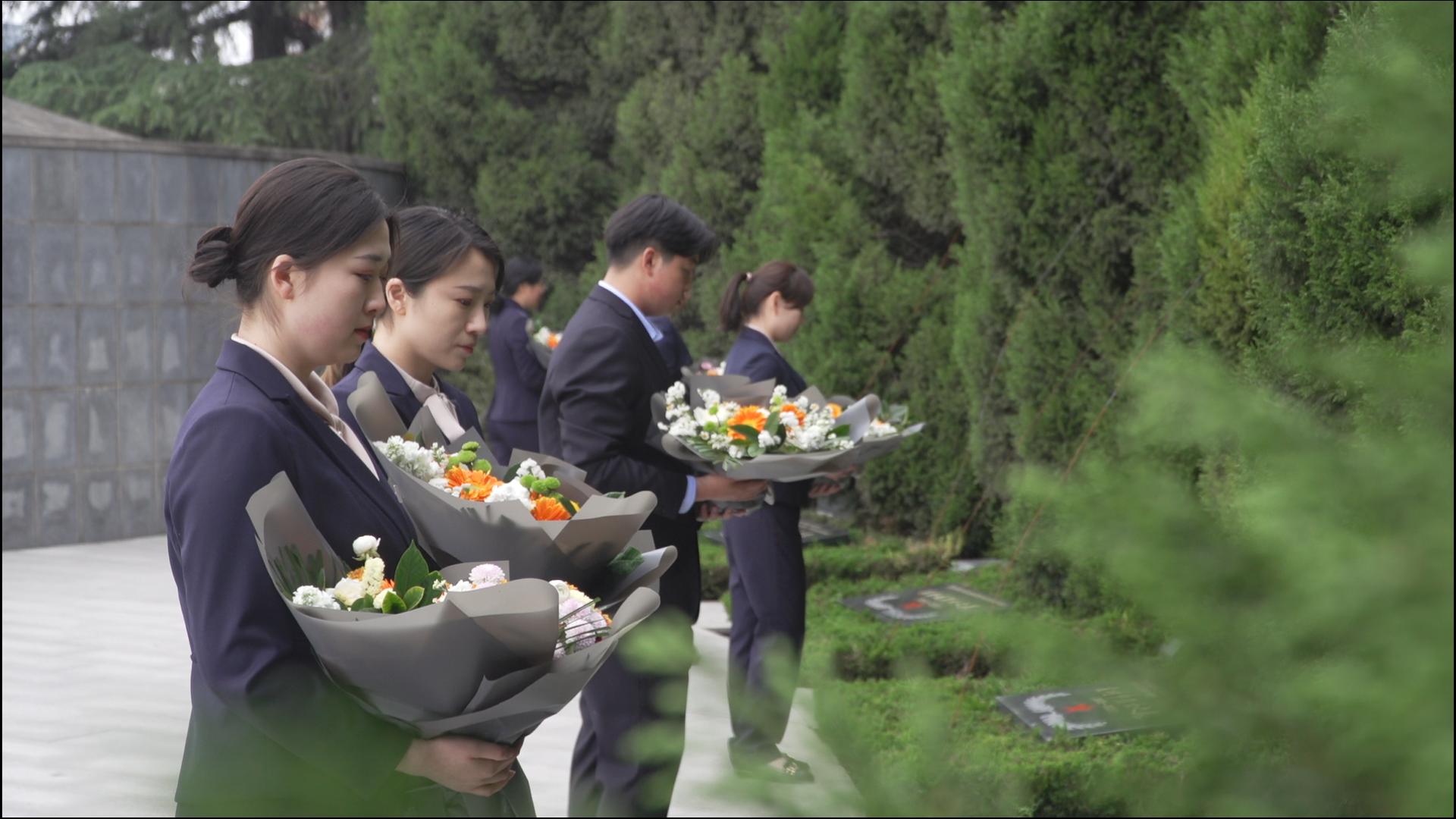 正在上传...