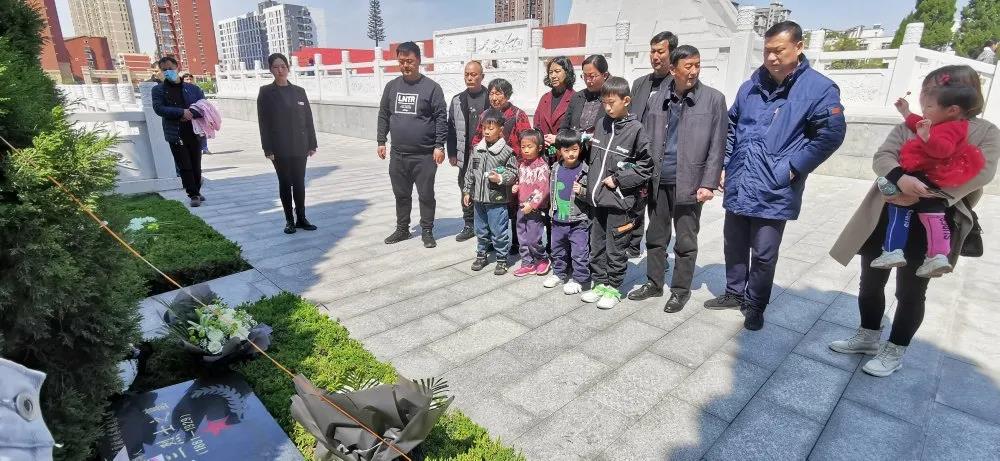 正在上传...