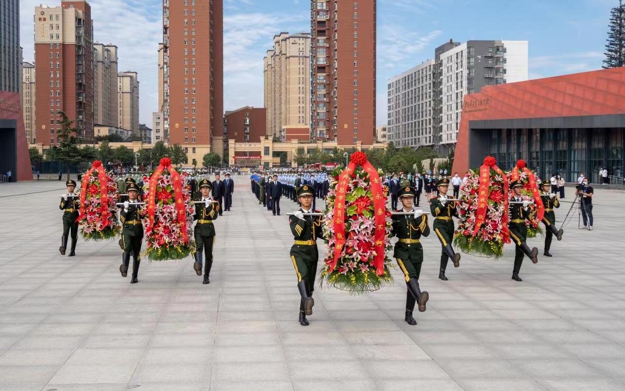 正在上传...