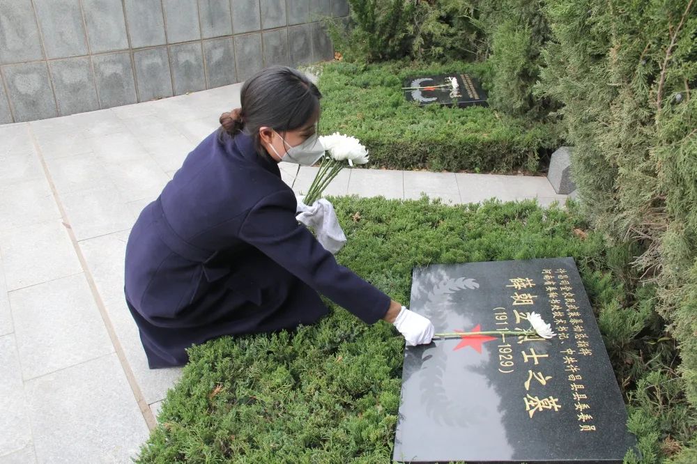 正在上传...