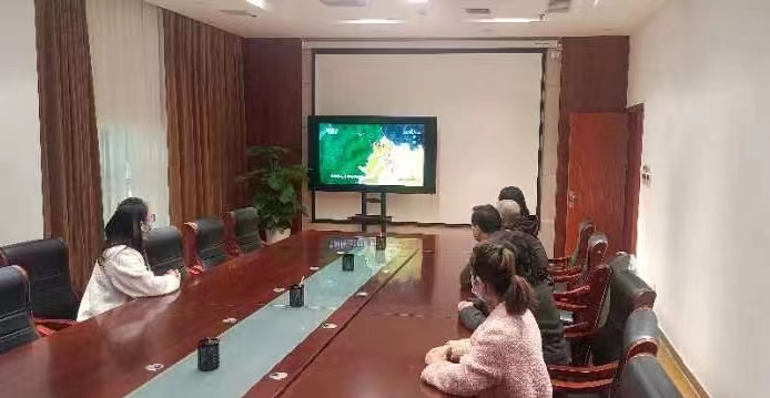 正在上传...