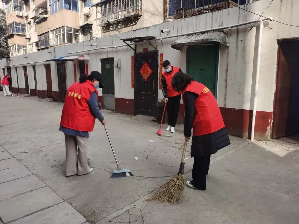 正在上传...