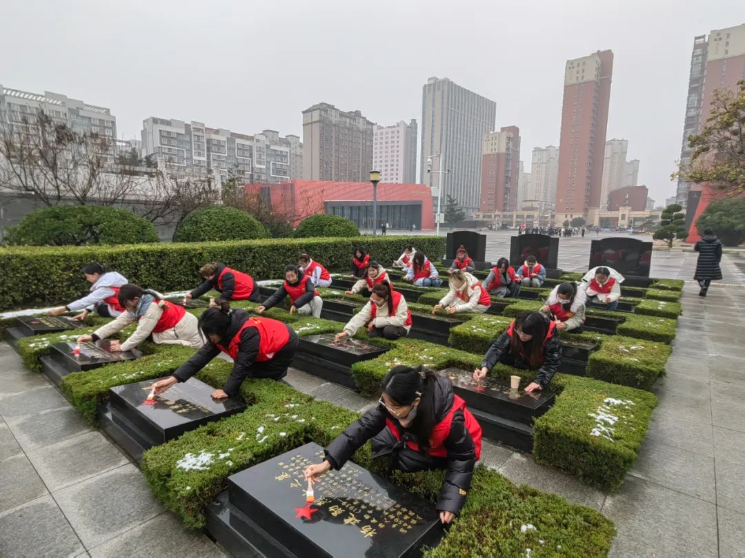 正在上传...