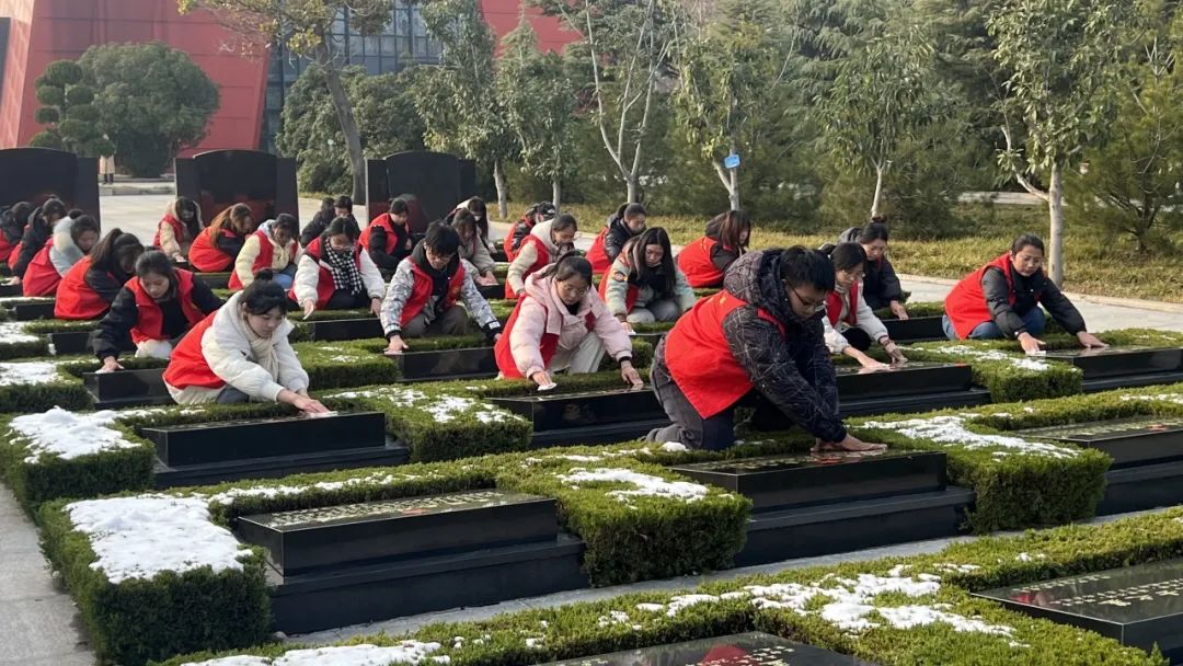 正在上传...