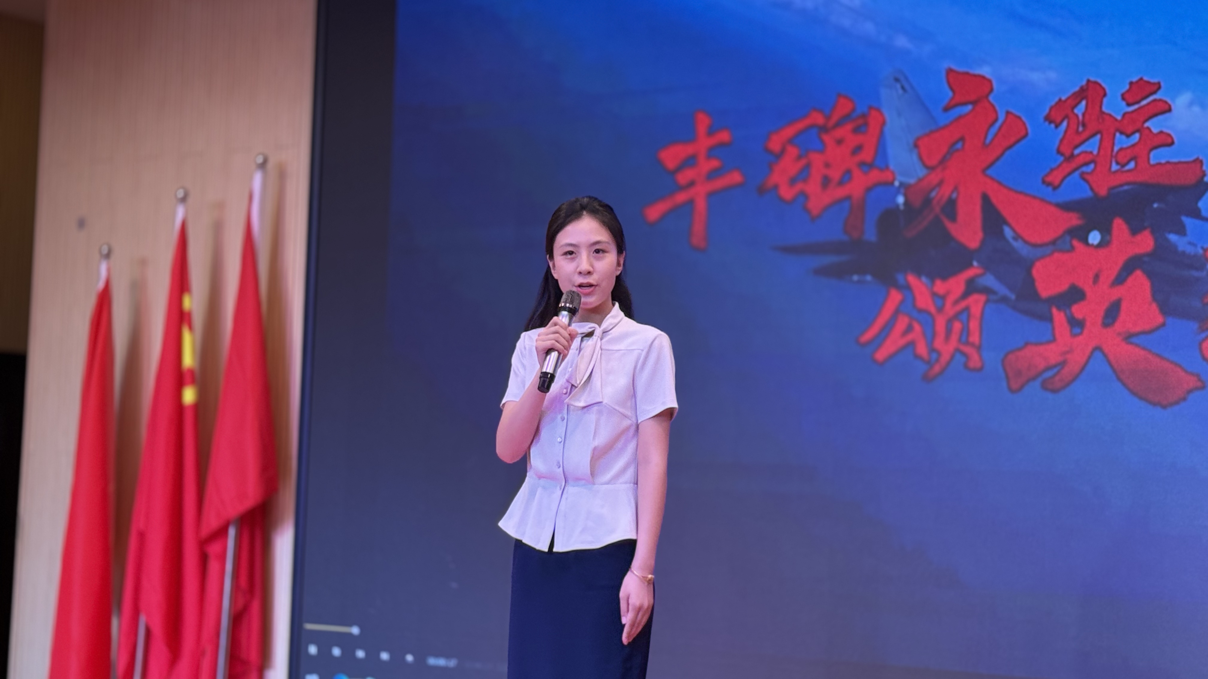 正在上传...
